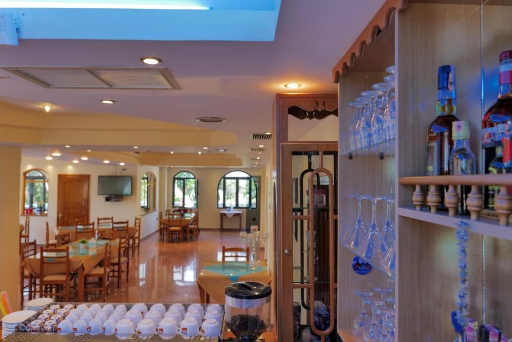 Blue Heaven Hotel Saranda Zewnętrze zdjęcie
