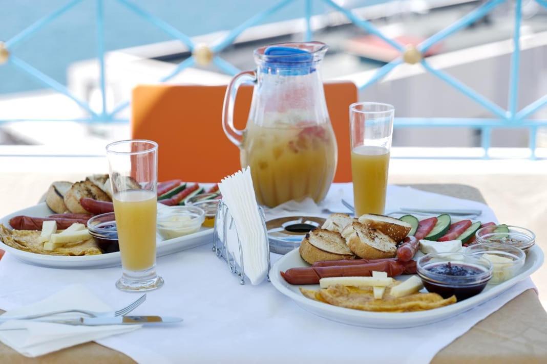 Blue Heaven Hotel Saranda Zewnętrze zdjęcie