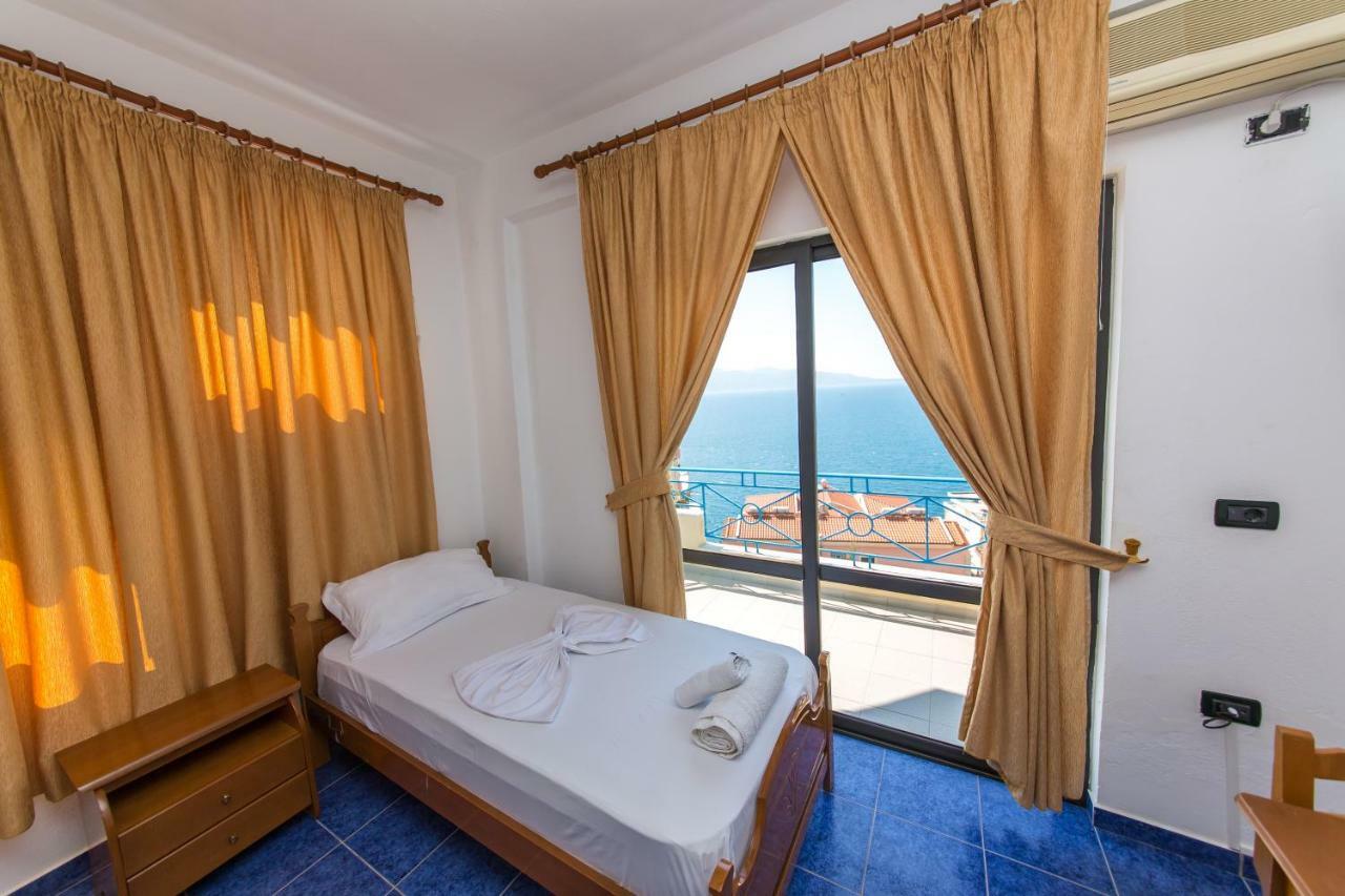 Blue Heaven Hotel Saranda Zewnętrze zdjęcie