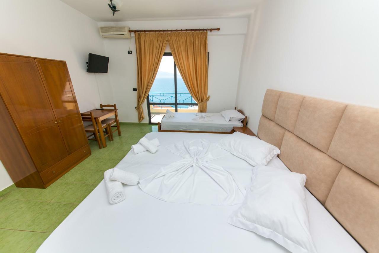 Blue Heaven Hotel Saranda Zewnętrze zdjęcie