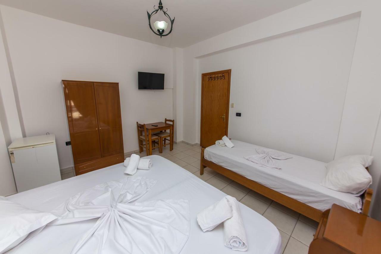 Blue Heaven Hotel Saranda Zewnętrze zdjęcie